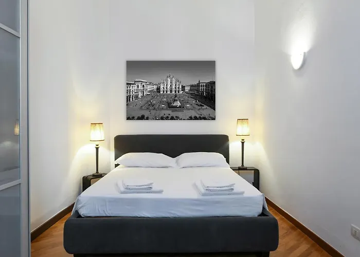 Charming San Babila Apt.